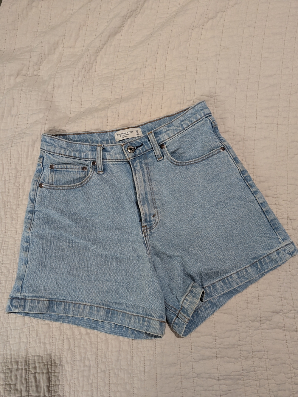 Abercrombie & Fitch Light Wash Denim High-Rise Dad Shorts